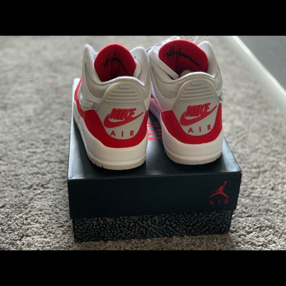 Nike Air Jordan 3 size 10 main image 6